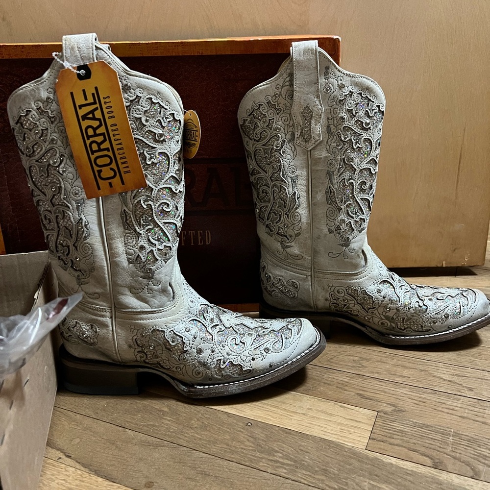 Corral Boots A3397 - Picture 3 of 5